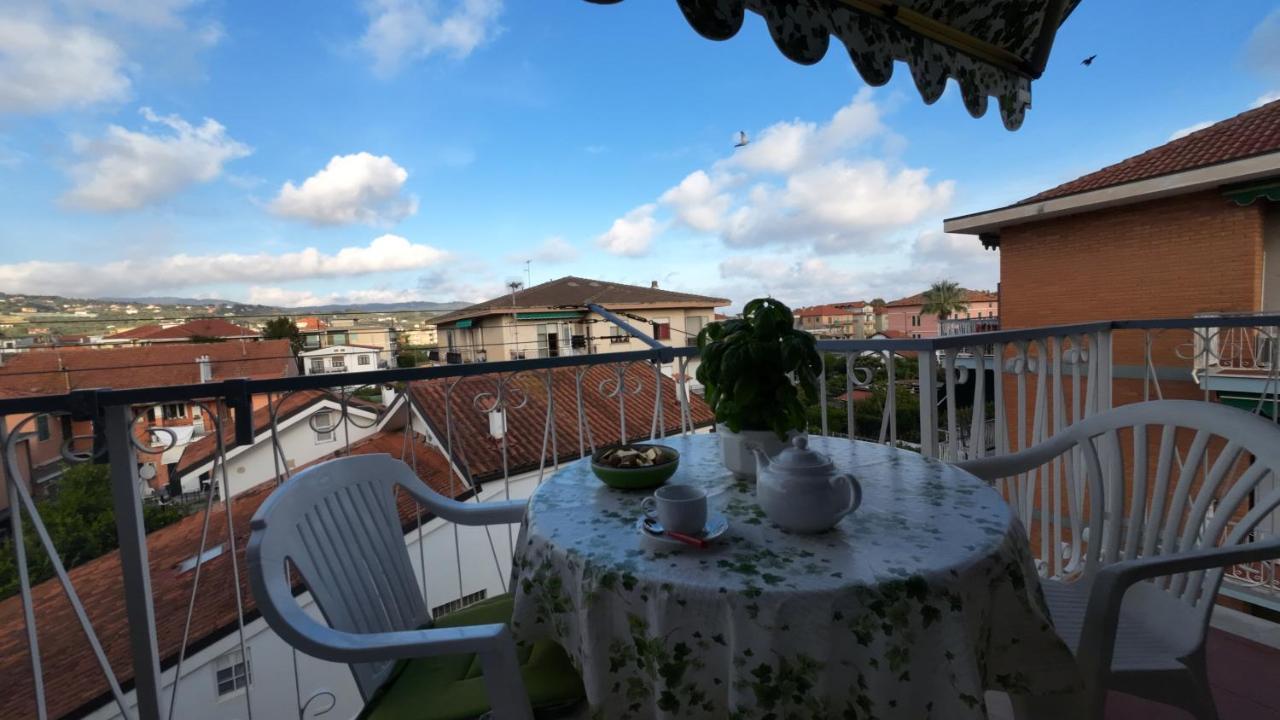 La Casa Di Giugiu Apartment Diano Marina Bagian luar foto