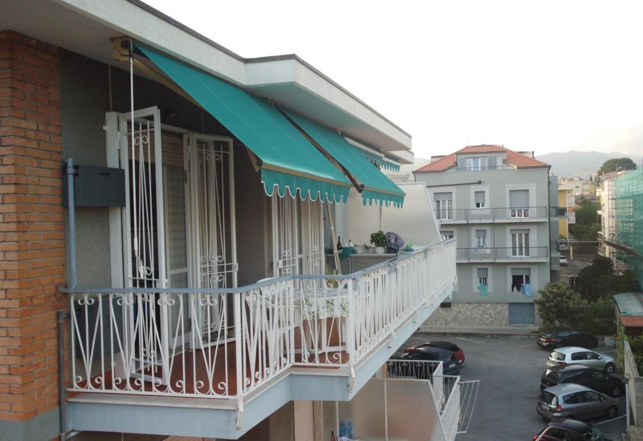 La Casa Di Giugiu Apartment Diano Marina Bagian luar foto
