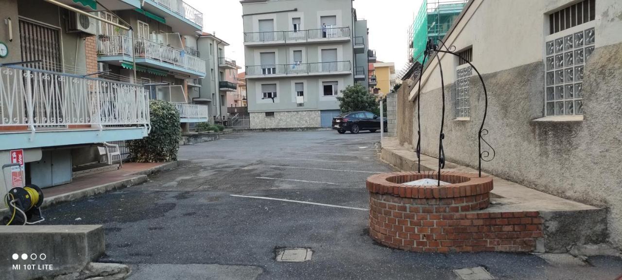 La Casa Di Giugiu Apartment Diano Marina Bagian luar foto